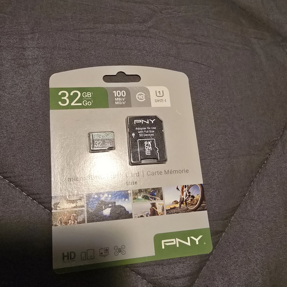 32GB MicroSD Card - Black